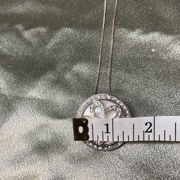 Monet mother of pearl and rhinestone necklace - Picture 4 of 4